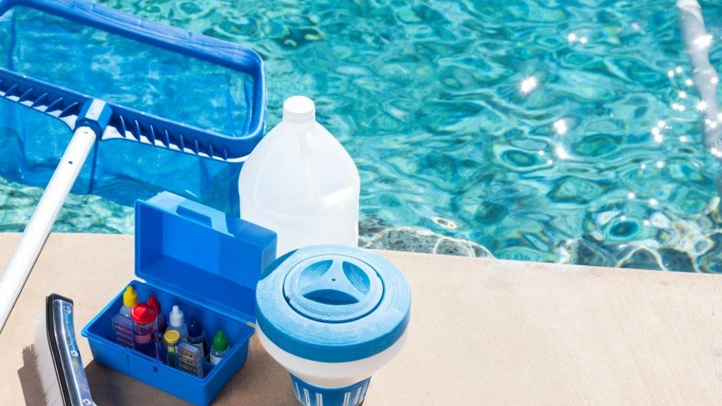 Pool Pro Florida water chemistry service